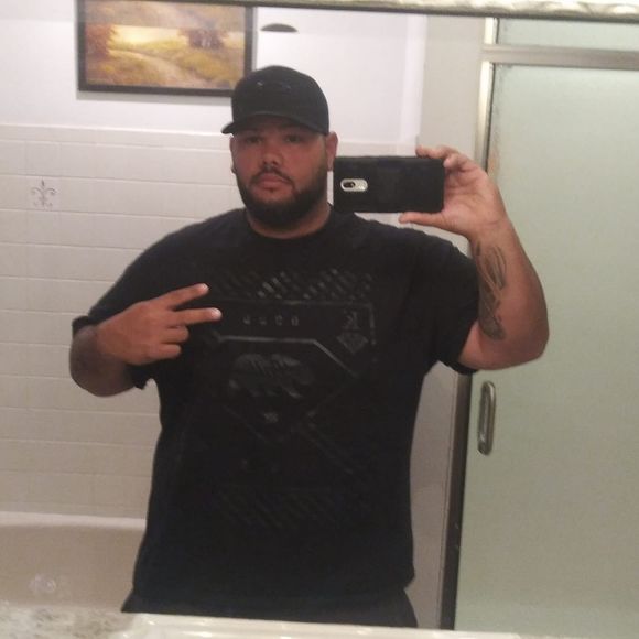 Meet your Posher, Cory - Picture 1 of 1